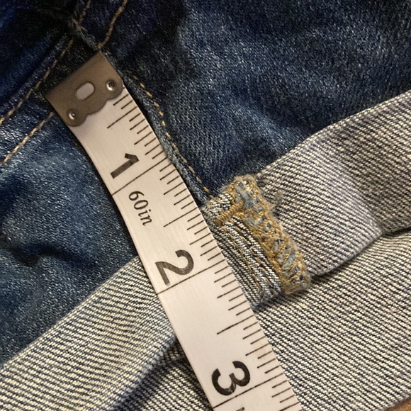 GUC PAIGE Shorts Women’s Size 27 Paige Roll up Distressed Denim Shorts - Picture 15 of 15